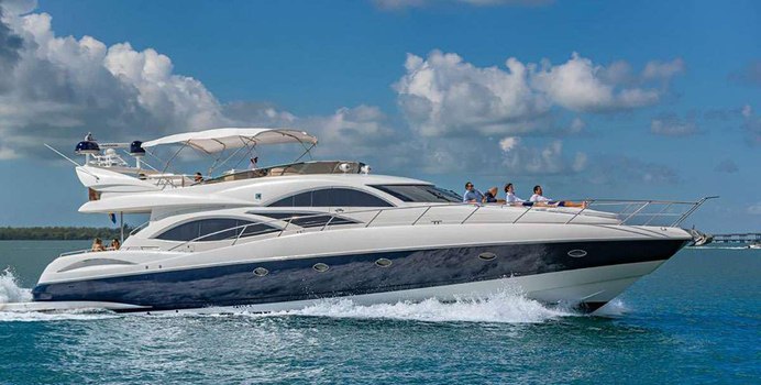Giuli yacht charter Sunseeker Motor Yacht
                                