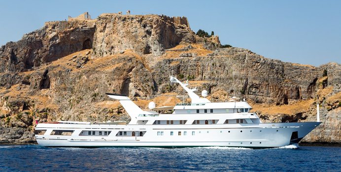Esmeralda Yacht Charter in Mediterranean
