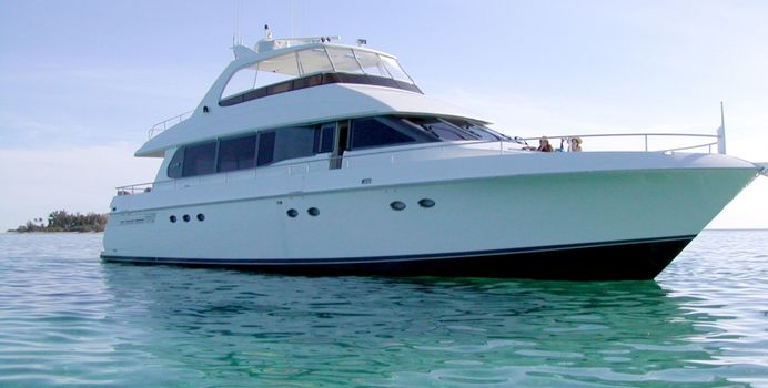 Companinship Yacht Charter in Bahamas