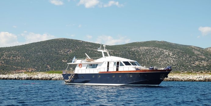 Electra Yacht Charter in South of France
