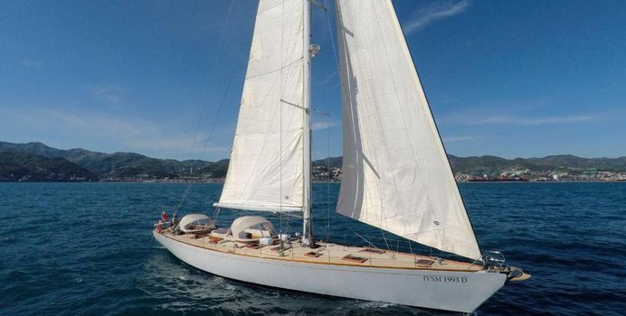 Quarta Santa Maria yacht charter Sangermani Sail Yacht
                                