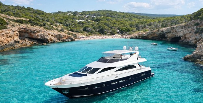 4'TS yacht charter Astondoa Motor Yacht