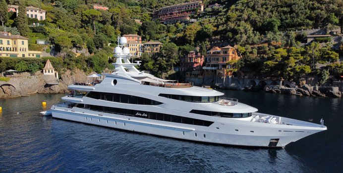 Lucky Lady Yacht Charter in Windward Islands
