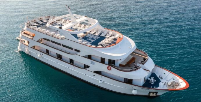 Amalia Yacht Charter in Lastovo Island