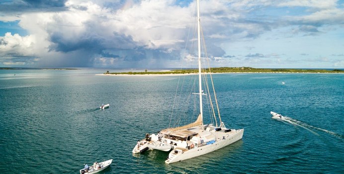 Lonestar Yacht Charter in Sri Lanka