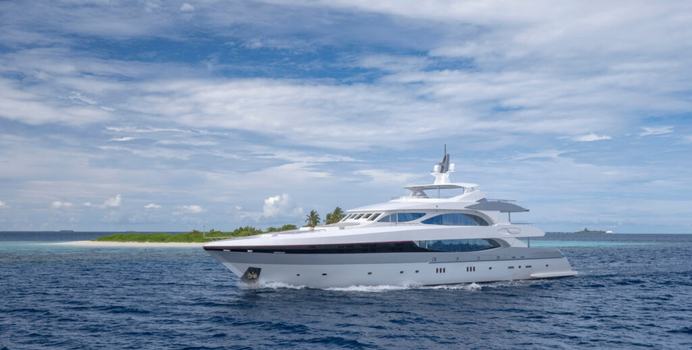 Searex yacht charter Offshore Yard Motor Yacht
                                