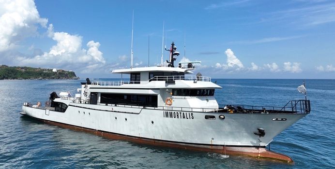 Southern Cross Yacht Charter in Vanuatu