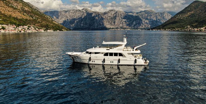 Largo yacht charter Timmerman Yachts Motor Yacht
                                