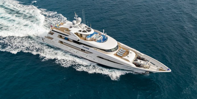 Trending Yacht Charter in Tobago Cays