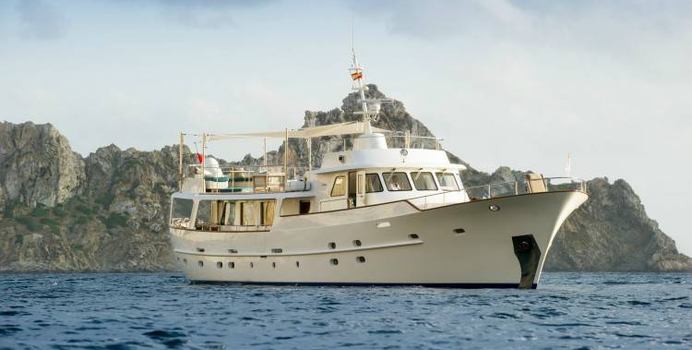 Monara Yacht Charter in Italy