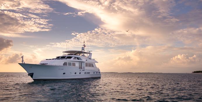 Impulse Yacht Charter in North America