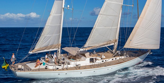 Wisdom yacht charter CNL - Cantieri Navali Lavagna Sail Yacht
                                