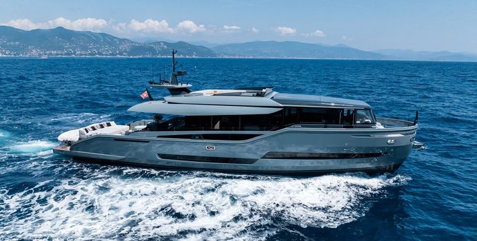 Martita yacht charter Extra Yachts Motor Yacht
                                