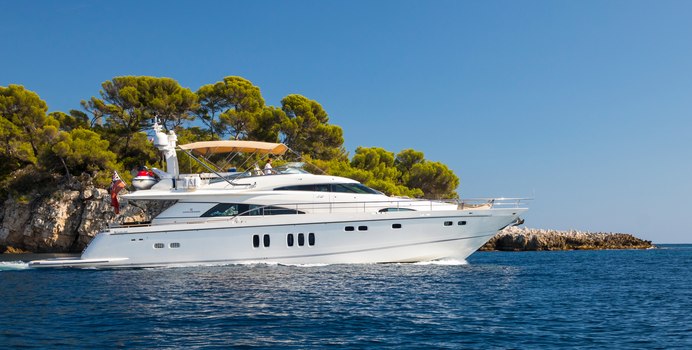 D5 yacht charter Fairline Motor Yacht
                                