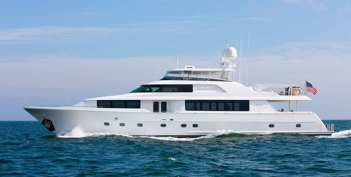 Braveheart Yacht Charter in Caribbean