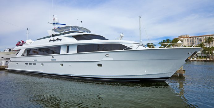 Sunday Money Yacht Charter in North America