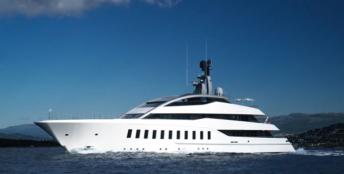 Halo Yacht Charter in Fiji