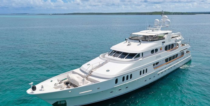 Artemis Yacht Charter in Caribbean