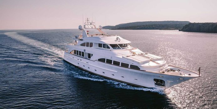 Oak Yacht Charter in Ionian Islands