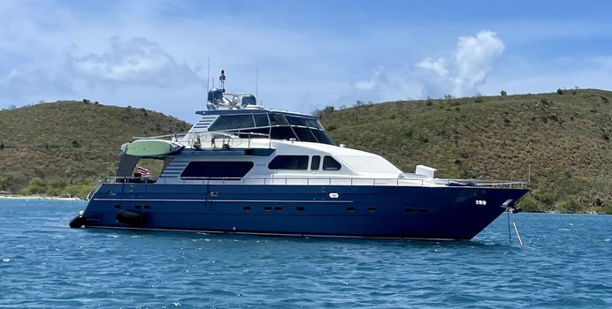 Qara yacht charter Horizon Motor Yacht