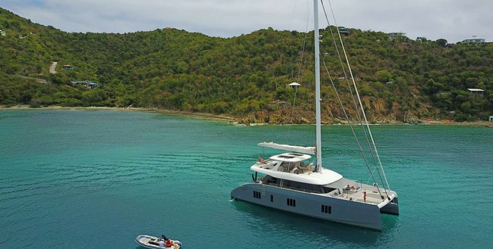 Mana Kai Yacht Charter in Tobago Cays
