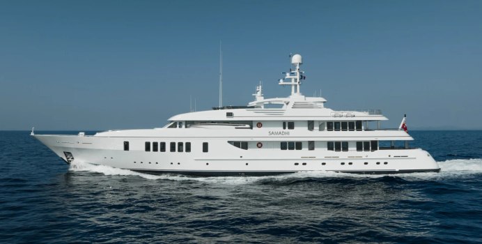 Samadhi Yacht Charter in Tobago Cays