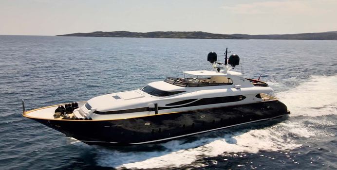 La Gioconda Yacht Charter in West Coast Italy