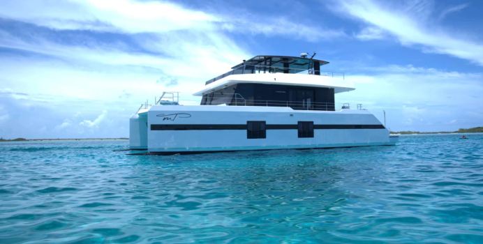 Maria Therese Yacht Charter in Leeward Islands
