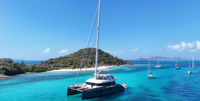 Yolo Yacht Charter in Leeward Islands