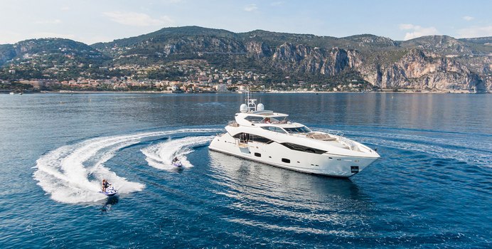Maoro yacht charter Sunseeker Motor Yacht
                                