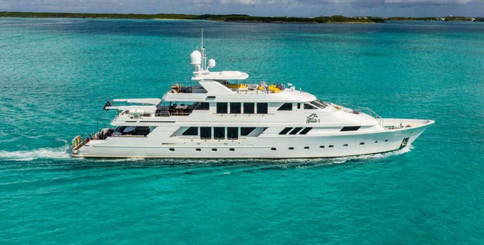Grade I Yacht Charter in Bahamas