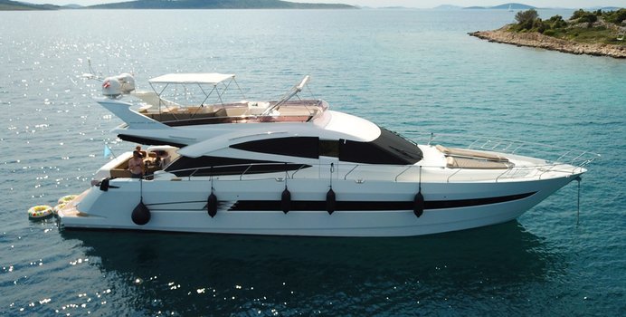 Le Chiffre Yacht Charter in Mljet