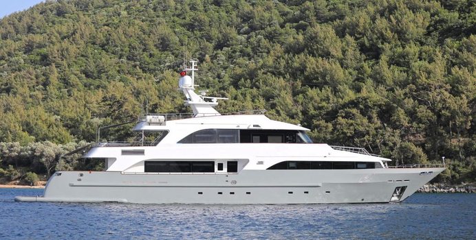 Ottawa IV Yacht Charter in Greece