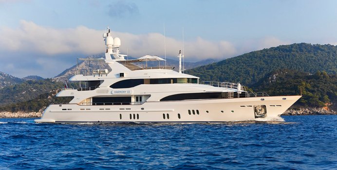 Everblue yacht charter Benetti Motor Yacht