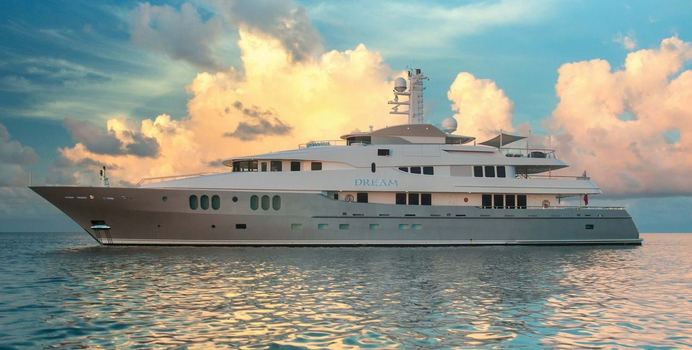 Dream Yacht Charter in Sardinia