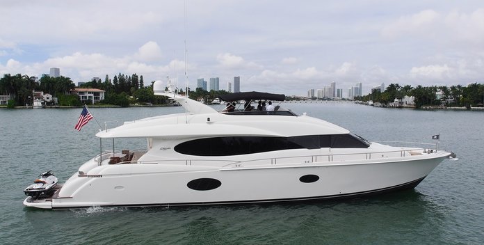 Living the Dream yacht charter Lazzara Motor Yacht