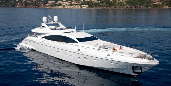 Da Vinci yacht charter Overmarine Motor Yacht