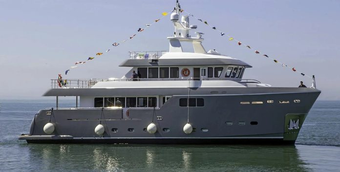 GraNil yacht charter Cantiere Delle Marche Motor Yacht