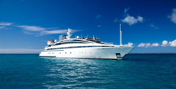 Elegant 007 yacht charter Lamda Nafs Shipyards Motor Yacht