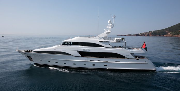 DXB yacht charter Benetti Motor Yacht