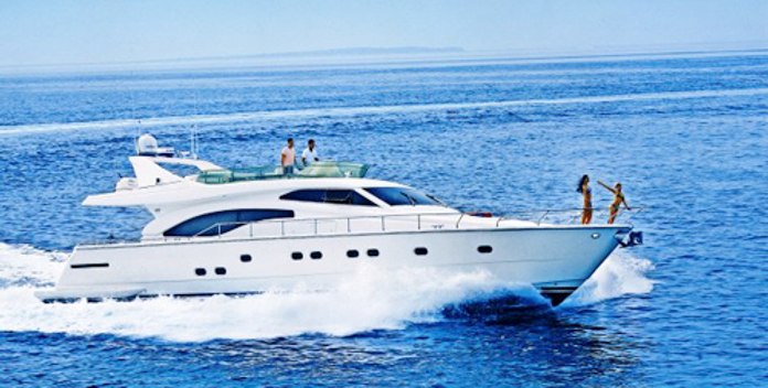 Serene yacht charter Ferretti Yachts Motor Yacht