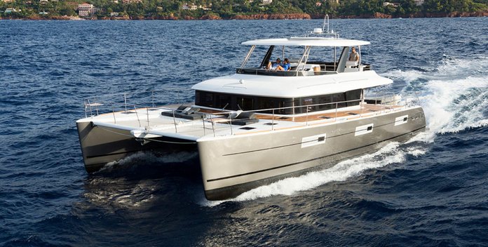 Drago yacht charter Lagoon Motor Yacht
