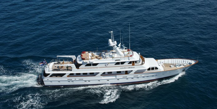 Golden Compass yacht charter Picchiotti Motor Yacht