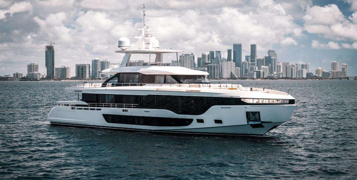 Tycoon yacht charter Azimut Motor Yacht