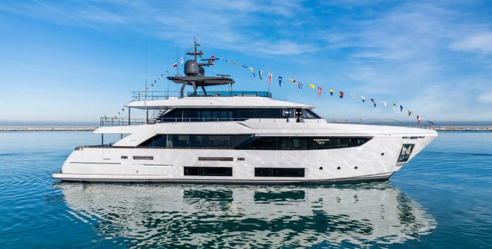 Upstream yacht charter Custom Line Motor Yacht