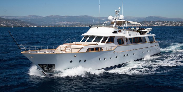 Libertus yacht charter Benetti Motor Yacht
