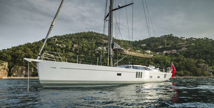 Graycious yacht charter Oyster Yachts Motor/Sailer Yacht