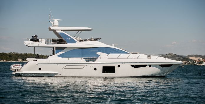Alyss yacht charter Azimut Motor Yacht