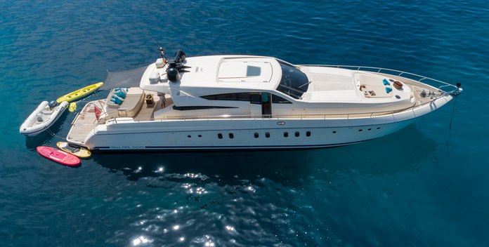 Double D yacht charter Dalla Pietà Motor Yacht