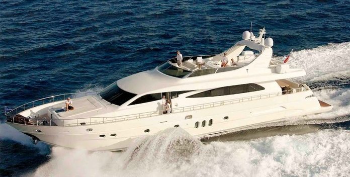 Larmera yacht charter Canados Motor Yacht